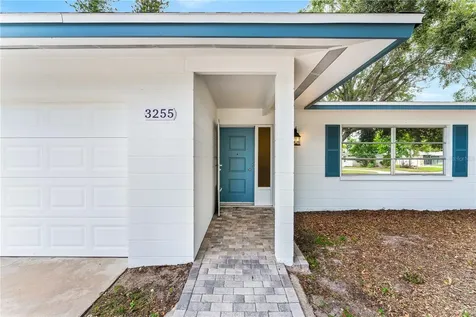3255 S Lockwood Ridge Road Sarasota FL 34239