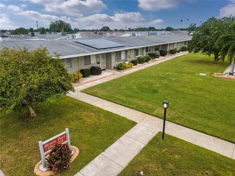 1305 Warwick Court Sun City Center FL 33573