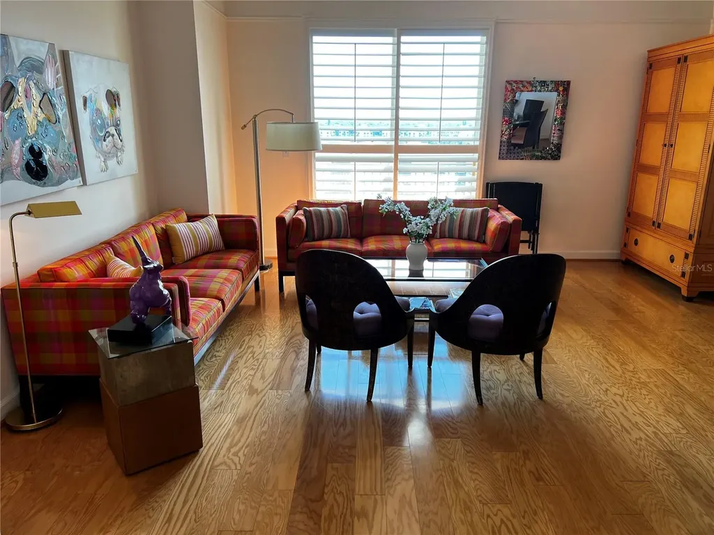 750 N Tamiami Trail Sarasota FL 34236