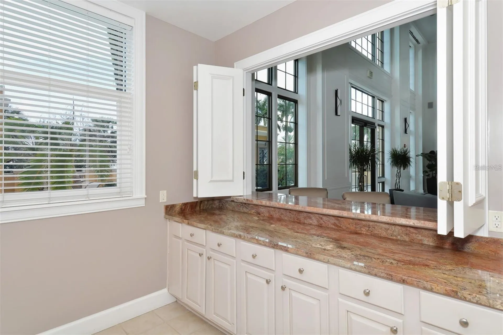750 N Tamiami Trail Sarasota FL 34236