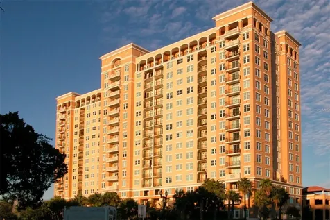750 N Tamiami Trail Sarasota FL 34236