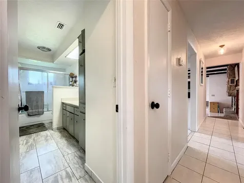 1608 Lakewood Drive S Lakeland FL 33813