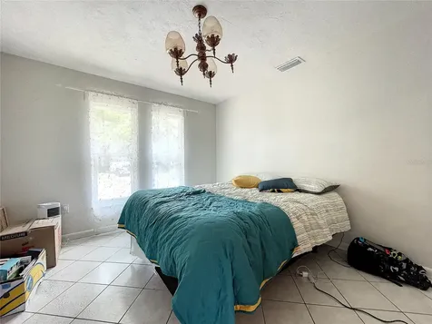 1608 Lakewood Drive S Lakeland FL 33813