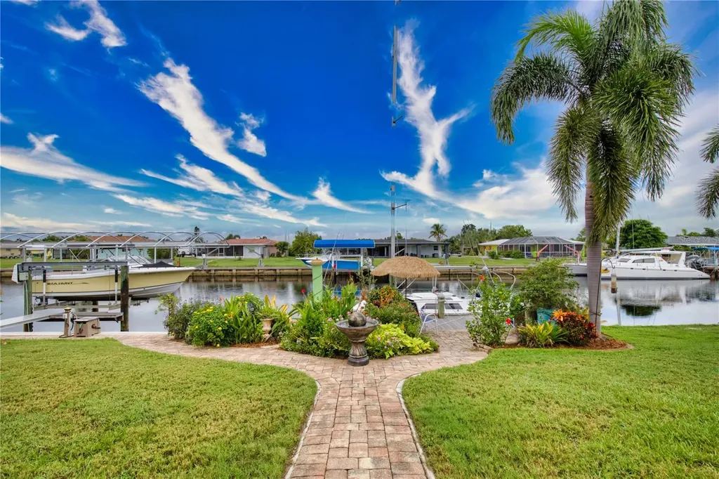 234 Fields Terrace SE Port Charlotte FL 33952