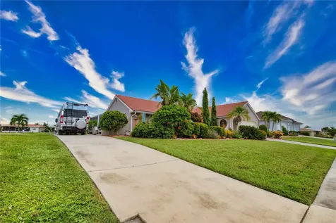 234 Fields Terrace SE Port Charlotte FL 33952