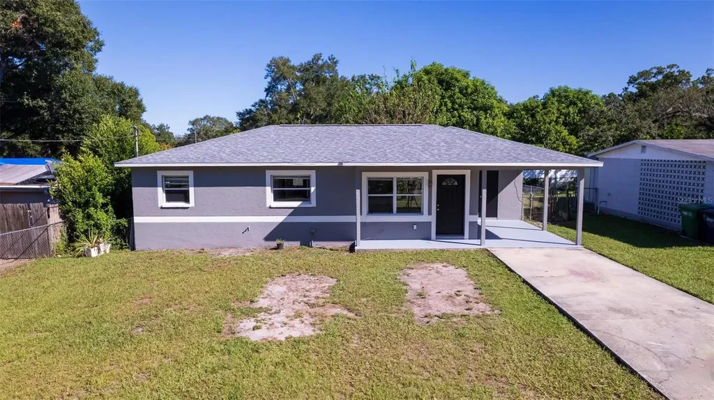 804 N Castle Court Tampa FL 33612