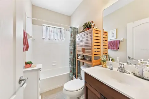 5043 Brickell Park Cove Bradenton FL 34211