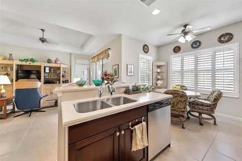 5043 Brickell Park Cove Bradenton FL 34211