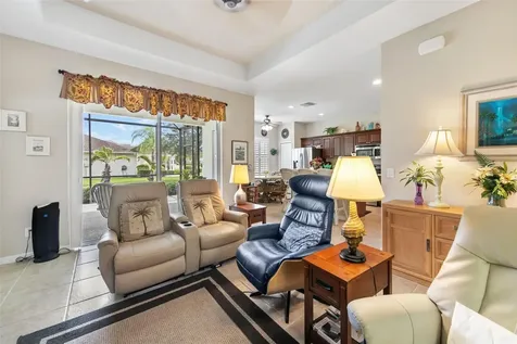 5043 Brickell Park Cove Bradenton FL 34211