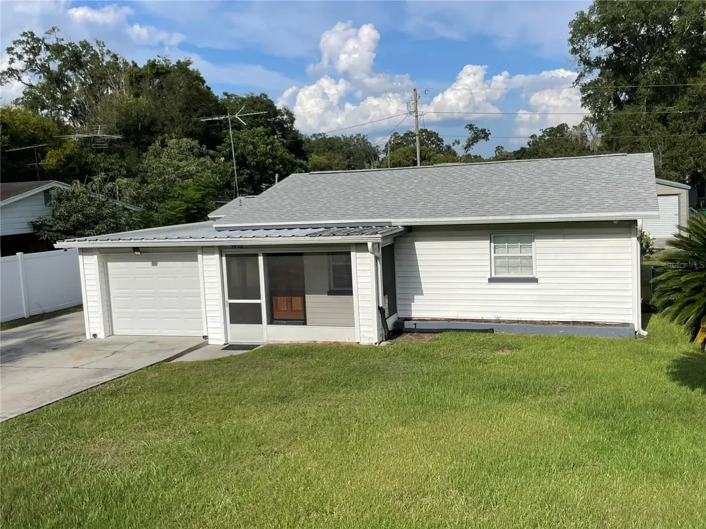5920 10th Street Zephyrhills FL 33542