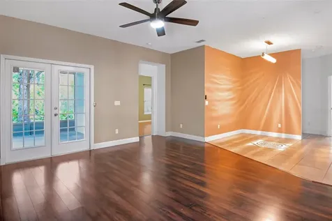4249 Northern Dancer Way Orlando FL 32826