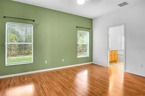 4249 Northern Dancer Way Orlando FL 32826