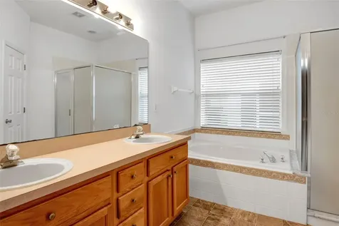 4249 Northern Dancer Way Orlando FL 32826