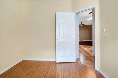 4249 Northern Dancer Way Orlando FL 32826
