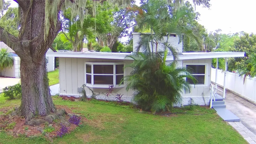 103 13th Street SE Winter Haven FL 33880