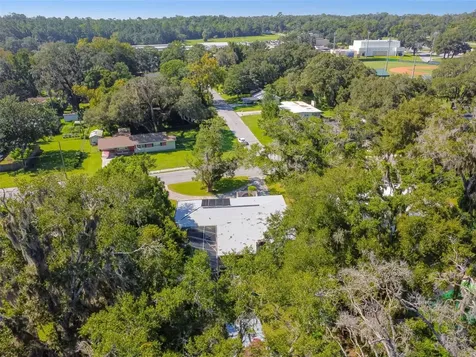 206 Oakwood Drive Brooksville FL 34601