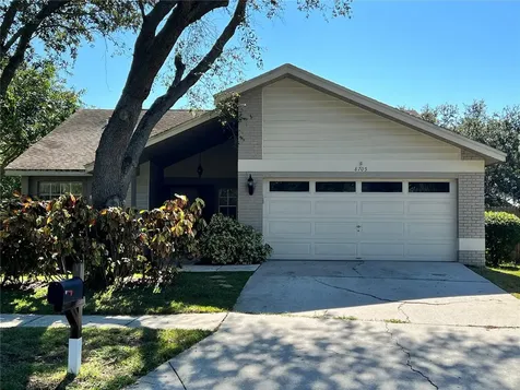 8705 Imperial Court Tampa FL 33635
