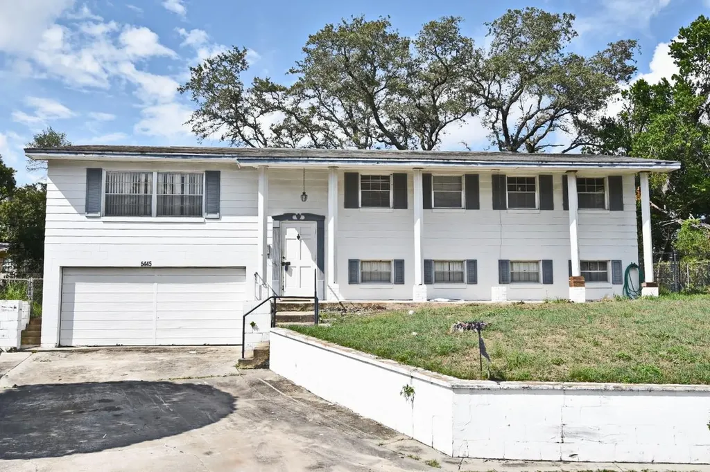 6445 Lemonwood Court Orlando FL 32818