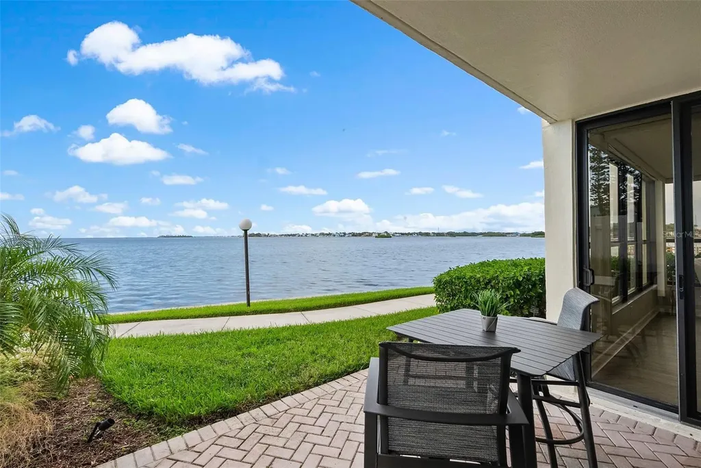 200 Woodette Drive Dunedin FL 34698