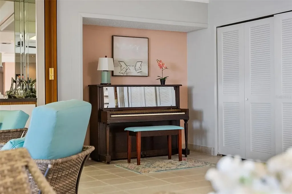 200 Woodette Drive Dunedin FL 34698