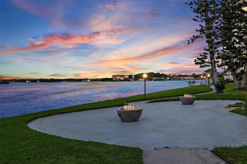 200 Woodette Drive Dunedin FL 34698