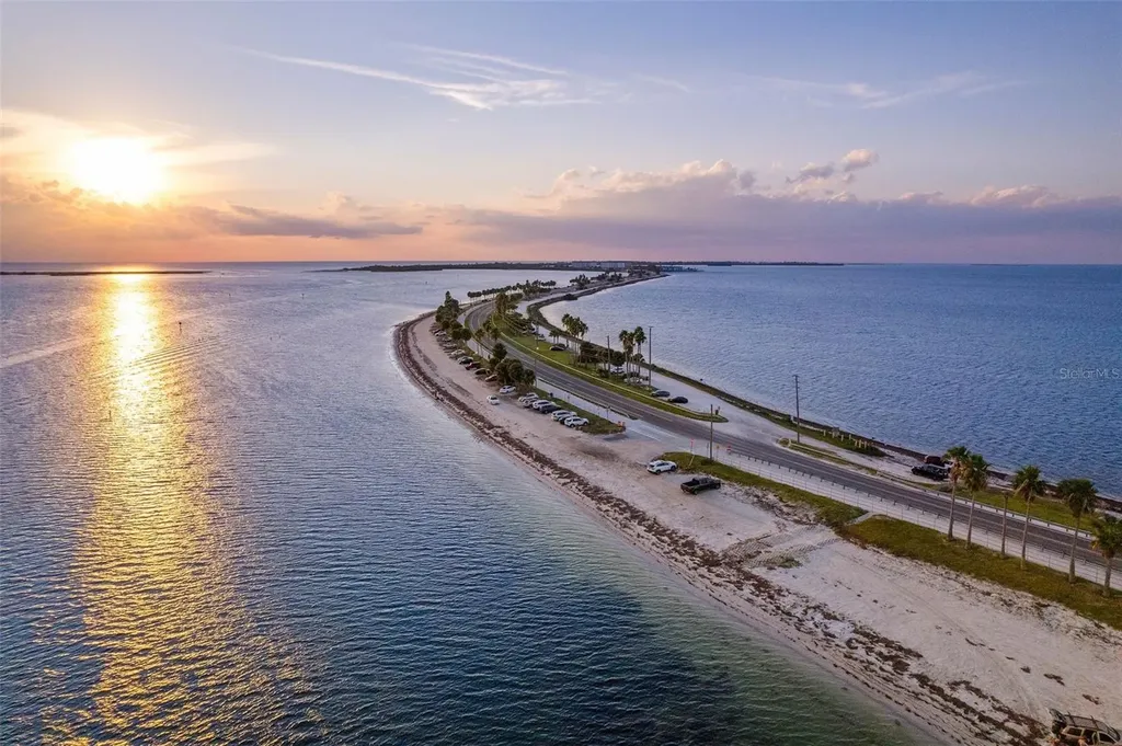 200 Woodette Drive Dunedin FL 34698
