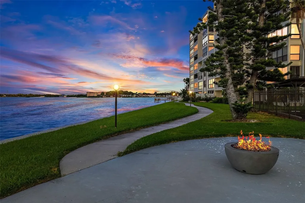 200 Woodette Drive Dunedin FL 34698