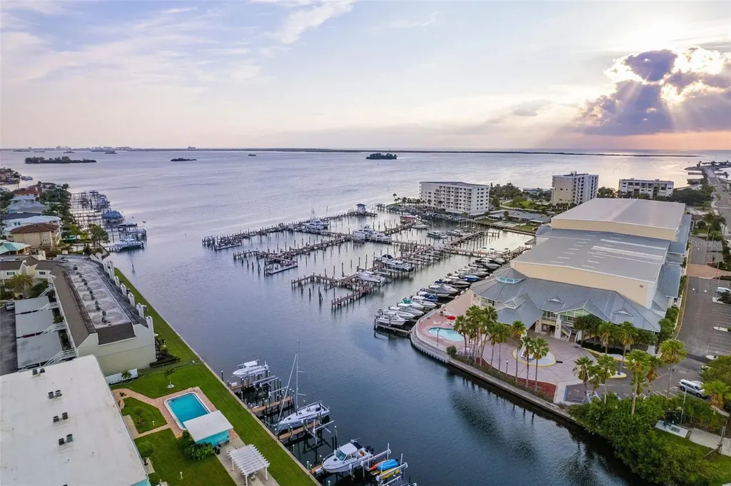 200 Woodette Drive Dunedin FL 34698