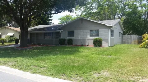 2561 62nd Street N St Petersburg FL 33710