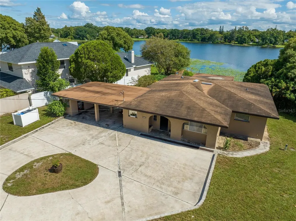 3012 Justamere Lane Tampa FL 33614