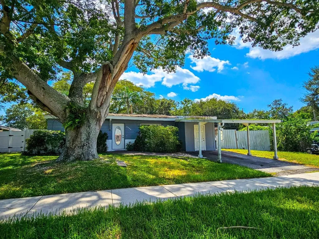 6800 80th Avenue N Pinellas Park FL 33781