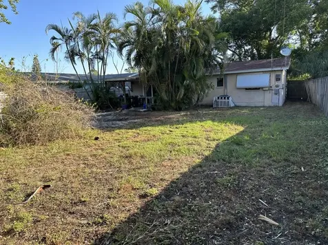 3752 Arkansas Avenue NE St Petersburg FL 33703