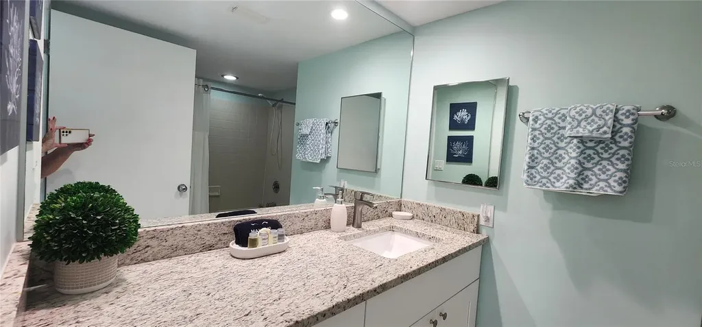 1515 Pinellas Bayway S Tierra Verde FL 33715
