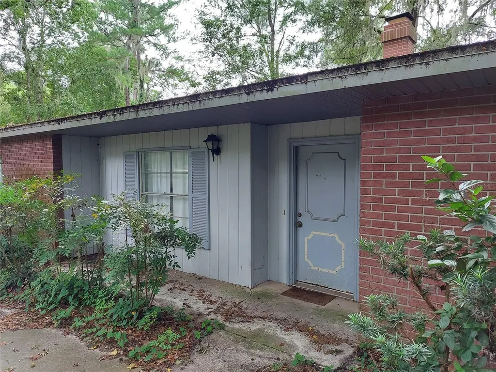 7702 SW 26th Place Gainesville FL 32608