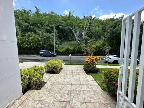 AN-81 Vía Antillana Trujillo Alto PR 00976