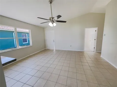 8433 National Drive Port Richey FL 34668