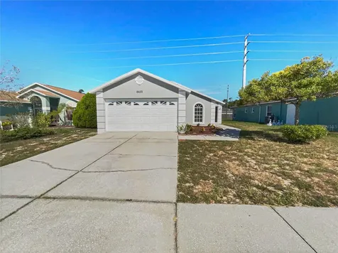 8433 National Drive Port Richey FL 34668