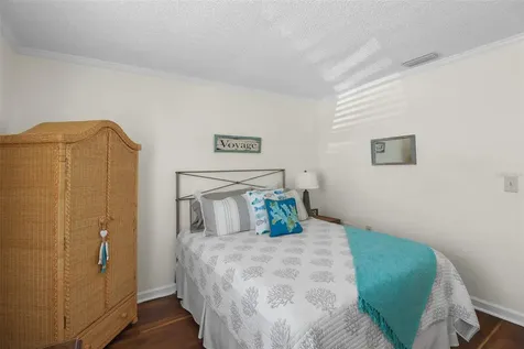 2131 Ridge Road S Largo FL 33778