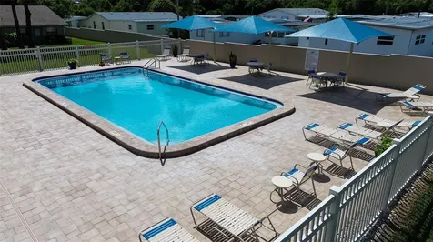 2131 Ridge Road S Largo FL 33778