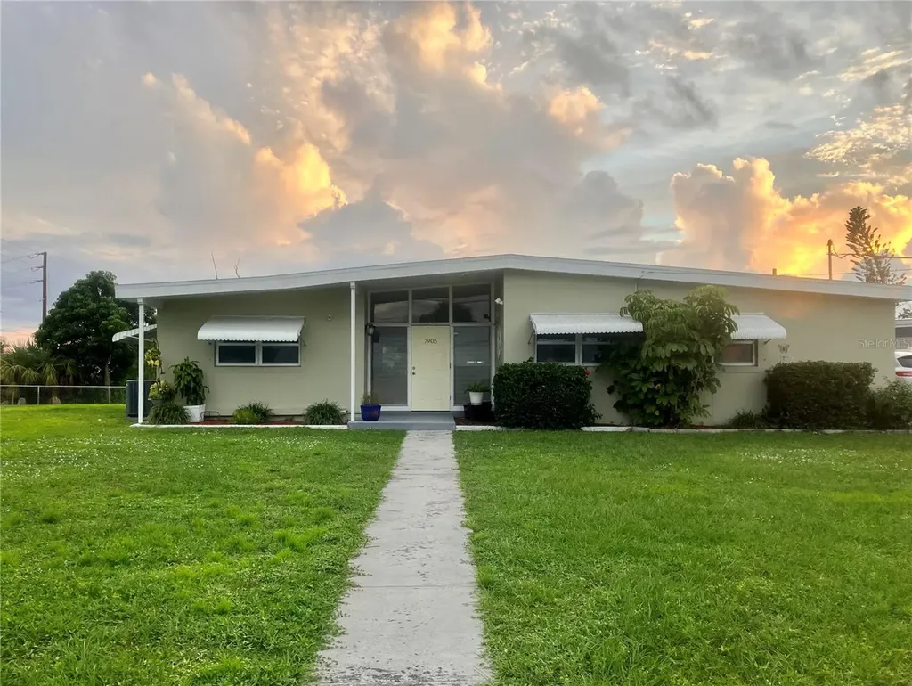 7905 Jeffery Avenue North Port FL 34287