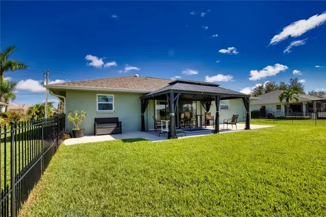 12 Pebble Beach Road Rotonda West FL 33947