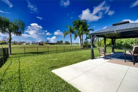 12 Pebble Beach Road Rotonda West FL 33947