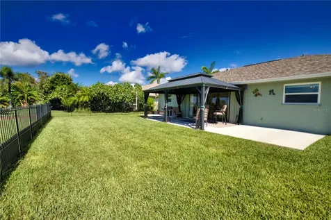 12 Pebble Beach Road Rotonda West FL 33947