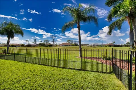 12 Pebble Beach Road Rotonda West FL 33947