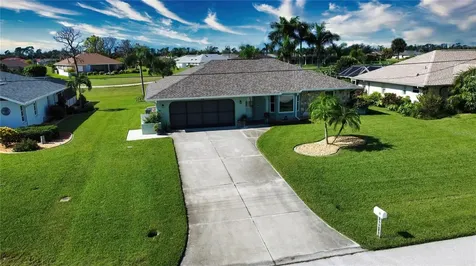 12 Pebble Beach Road Rotonda West FL 33947