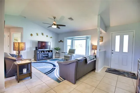 12 Pebble Beach Road Rotonda West FL 33947