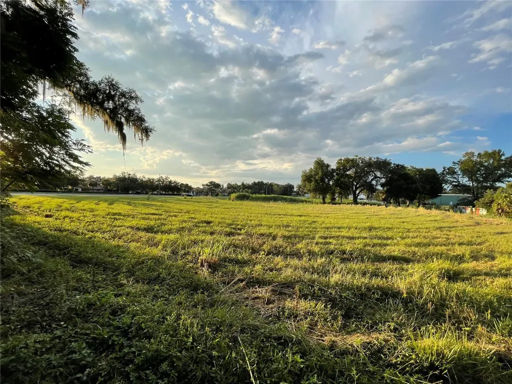 000 Us Highway 301 & Cr 110 Oxford FL 34484