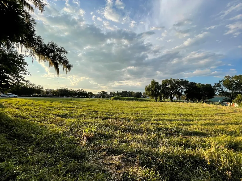 000 Us Highway 301 & Cr 110 Oxford FL 34484
