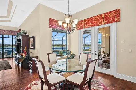 7512 Crosshill Court Lakewood Ranch FL 34202