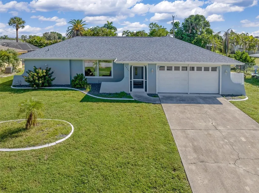 4427 SE 11th Avenue Cape Coral FL 33904